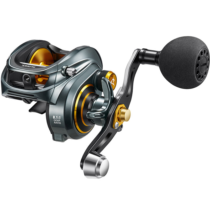 AlinoX Size 300 Low Profile Baitcasting Reel 5.9:1 Black / Right Hand Counterbalance Handle